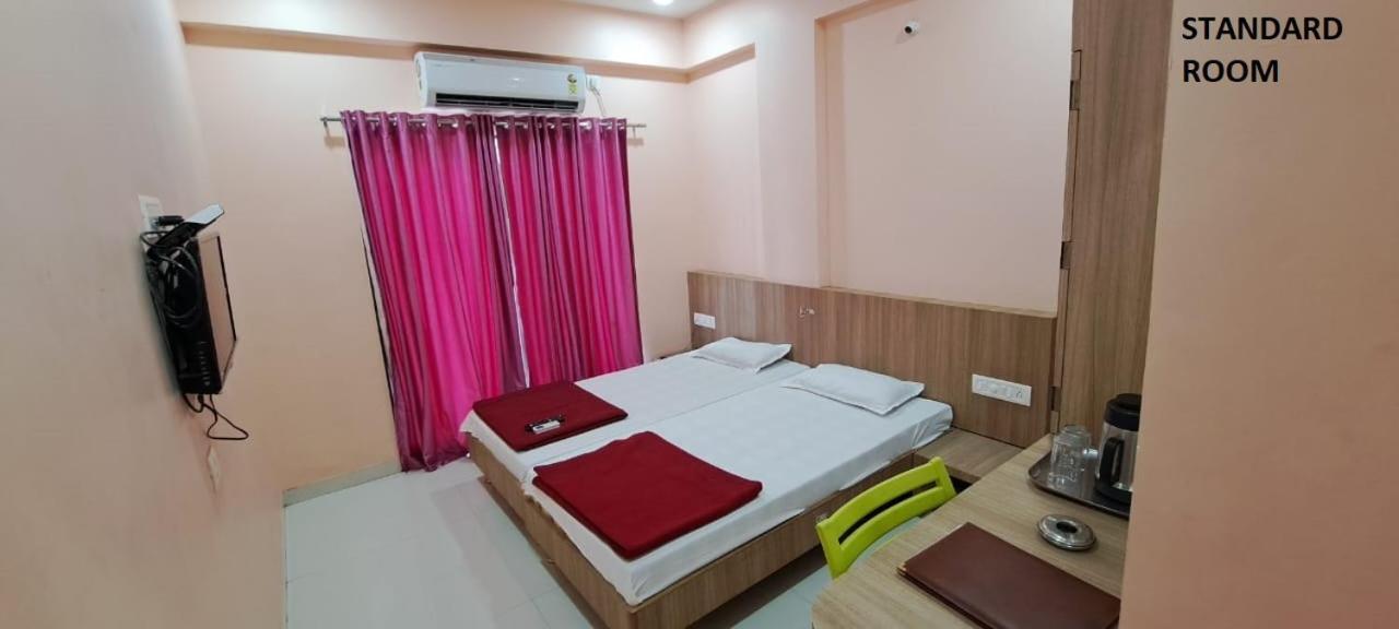 Hotel Aaditya Palace Bhusawal Exterior photo
